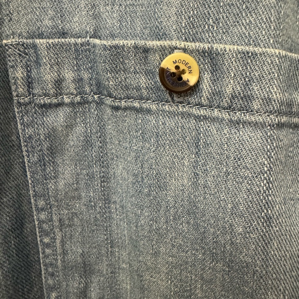 Modern Amusement Women Light Wash Denim Button Down Shirt Large Blue Coastal - Picture 2 of 9